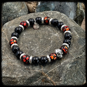 Bracelet BLOODY MARY Perles 10mm Onyx et argent 925. Motif SKULL