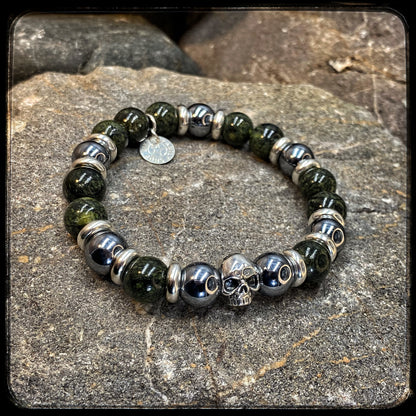 Bracelet BOSTON Perles 10mm serpentine, térahertz et argent 925. Motif SKULL