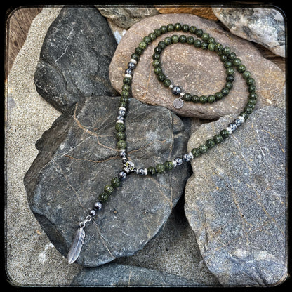 Collier BOSTON Perles 8mm serpentine, larvikite et argent 925