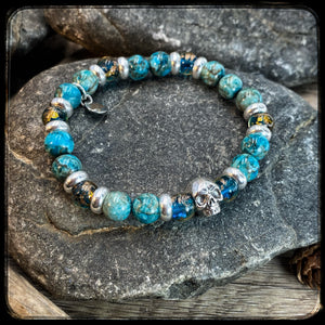 Bracelet EL MONDO Perles 8mm turquoise naturelle. Motif SKULL