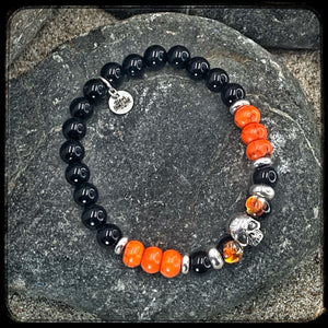 MILWAUKEE Unisex Bracelet – 8 mm Black Onyx & Magnesite Beads – 925 Silver Skull Motif BFS