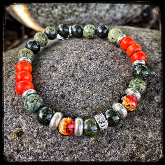 Bracelet PLATOON Perles 8mm, serpentine, magnésite et argent 925. Motif DONUT