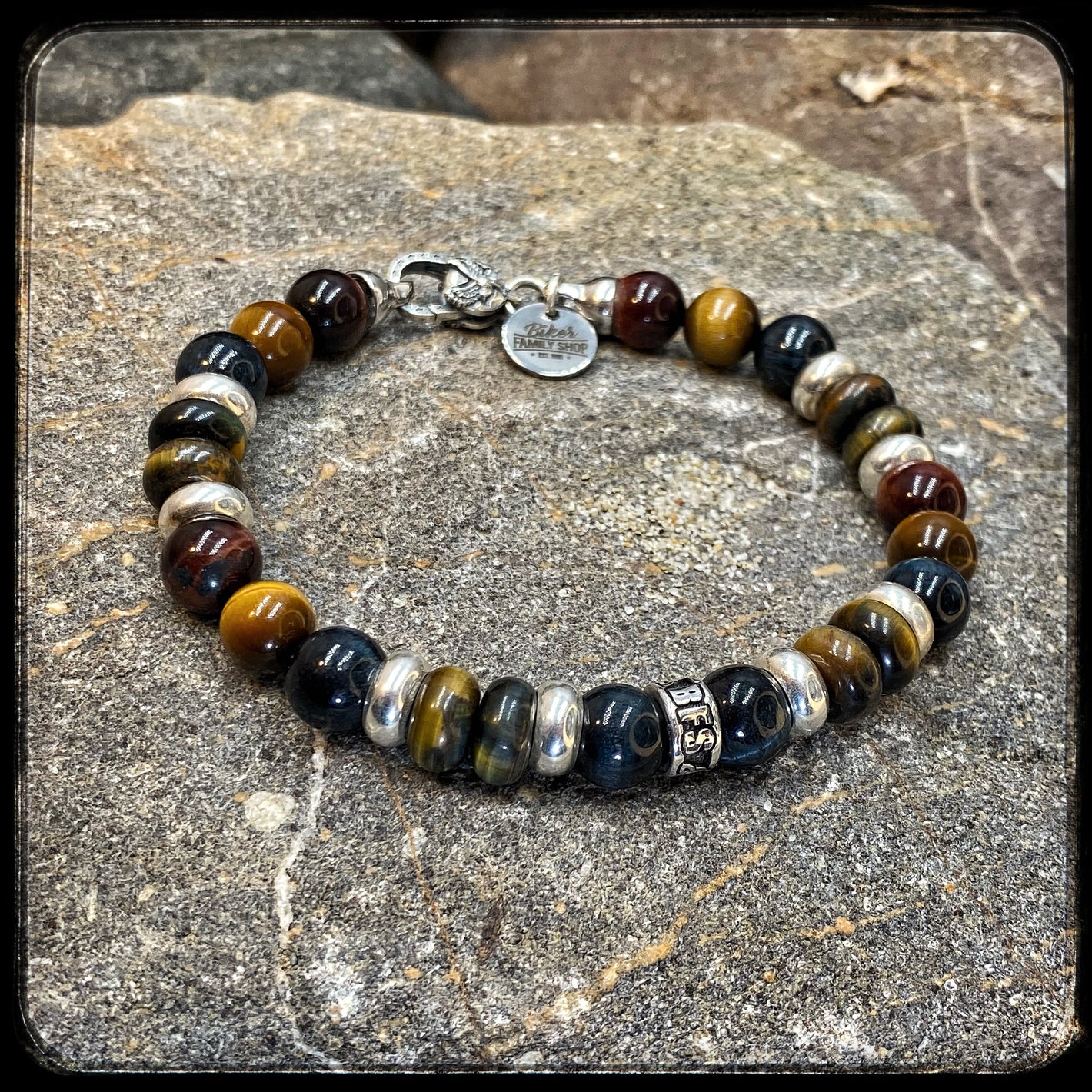 Bracelet TOBACCO Multiperles 8mm. Fermoir argent 925. Motif DONUT